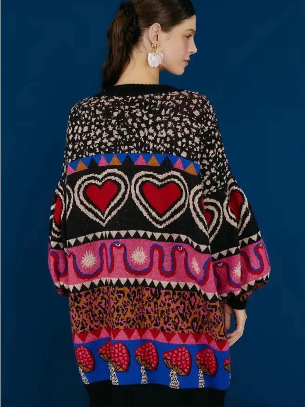 FARM Rio Black Cardigan with Red and Pink Heart Motifs - Picture 3 of 4